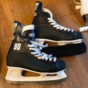 Champion Mens Skates